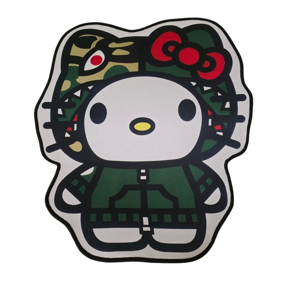 NEW Hello Kitty Character Rug - Picture 1 of 4